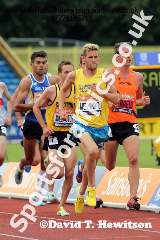 Thomas Farrell (Border) and Jonathan Mellor (Liverpool) lead the 5000 metres, 2014 Sainsbury's British Championships. Photo: David T. Hewitson/Sports for All Pics